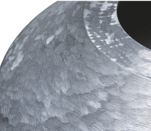 Load image into Gallery viewer, Aluminium casting vase "Roi" disk 36,000yen/unit FOB